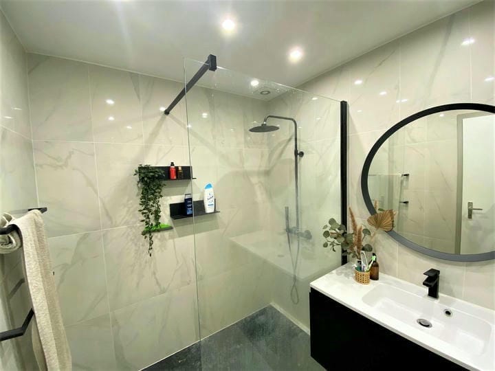 Villa de plain-pied avec garage  - Photo 10