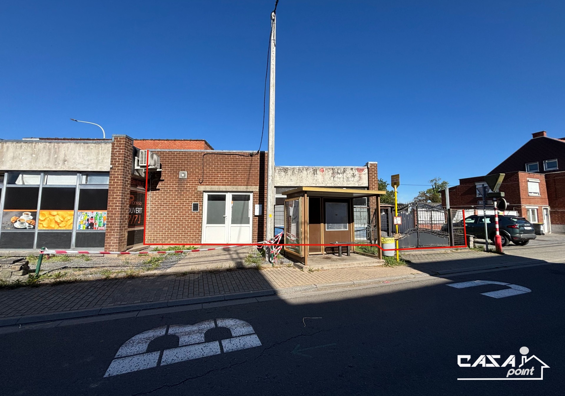 Surface commercial de 120 m²  - Photo 2